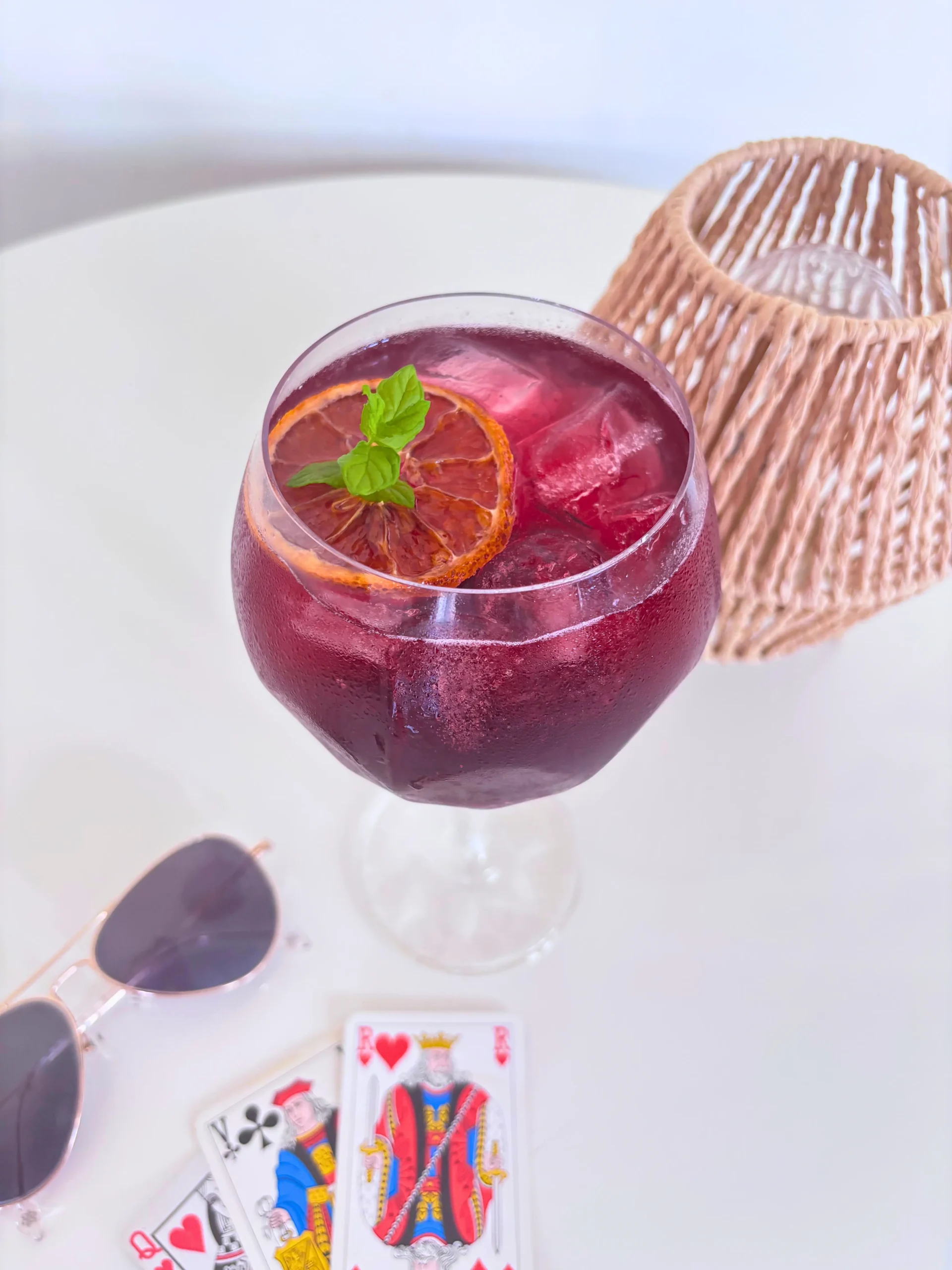 Cocktail Berry Tonic fruité
